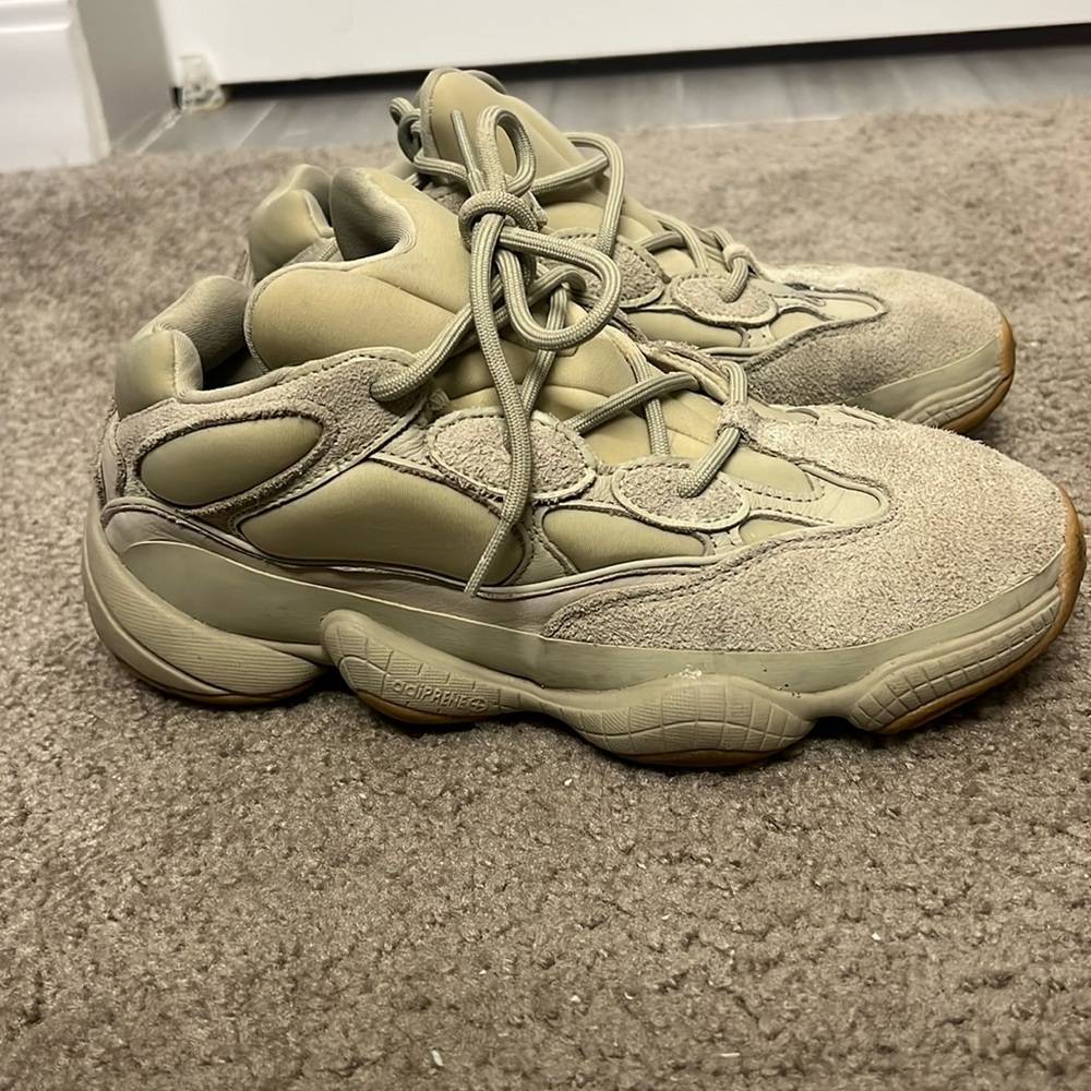 Yeezy 500